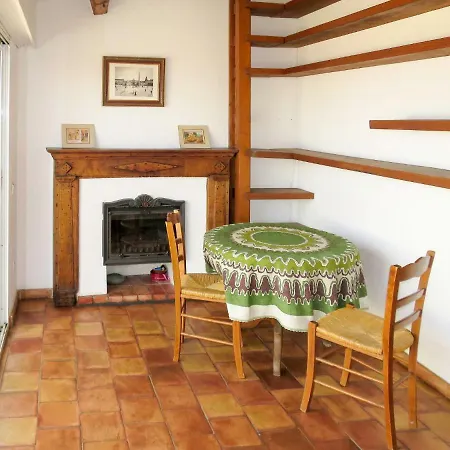A Pergola 100s